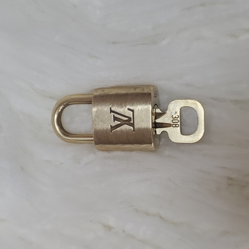 Sold‼️Louis Vuitton Lock and Key #308
